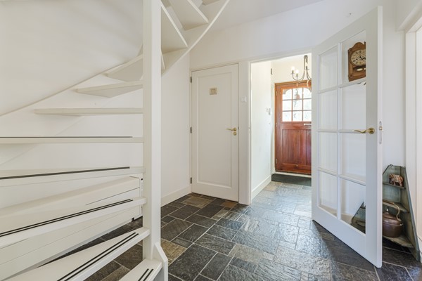 Medium property photo - Souburghlaan 14, 2741 EL Waddinxveen